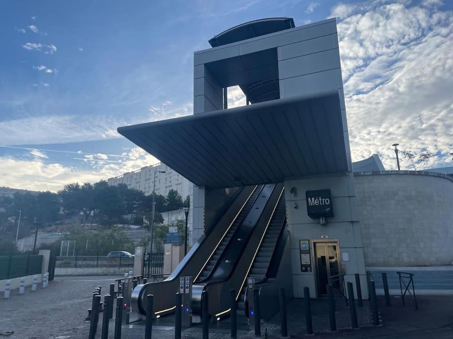 Jolie Charmant T3 Refait A Neuf A Marselha Exterior foto